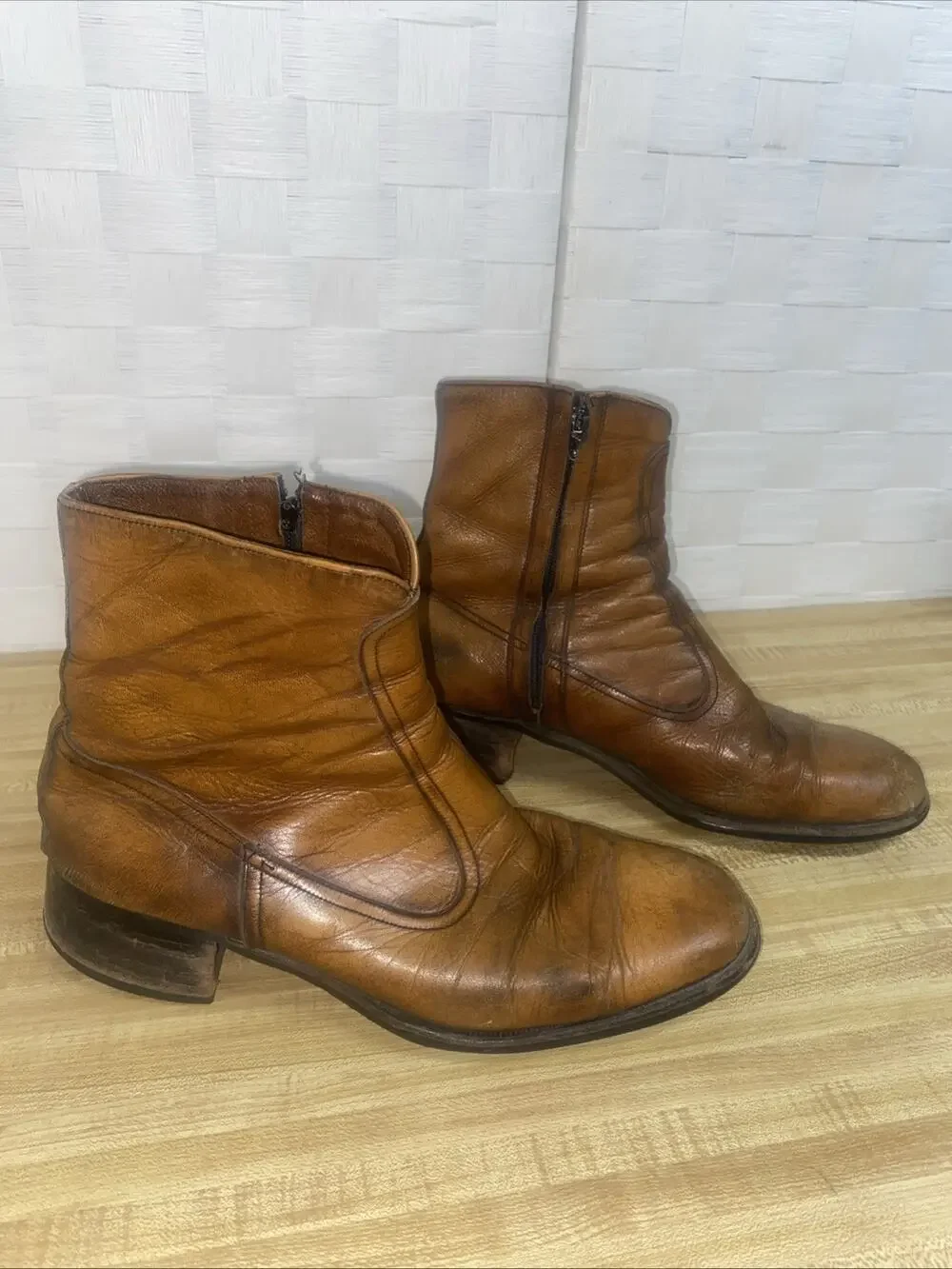 Florsheim (?) Men’s Size 8.5 Brown Leather Side Zip Boots Ankle Western